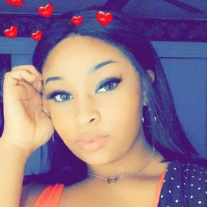 Meet your Posher, Lana